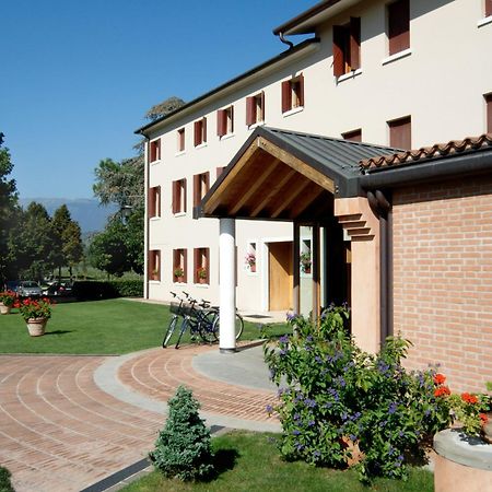 Hotel Del Parco Ristorante Loris เปียเว ดิ โซลิโก ภายนอก รูปภาพ