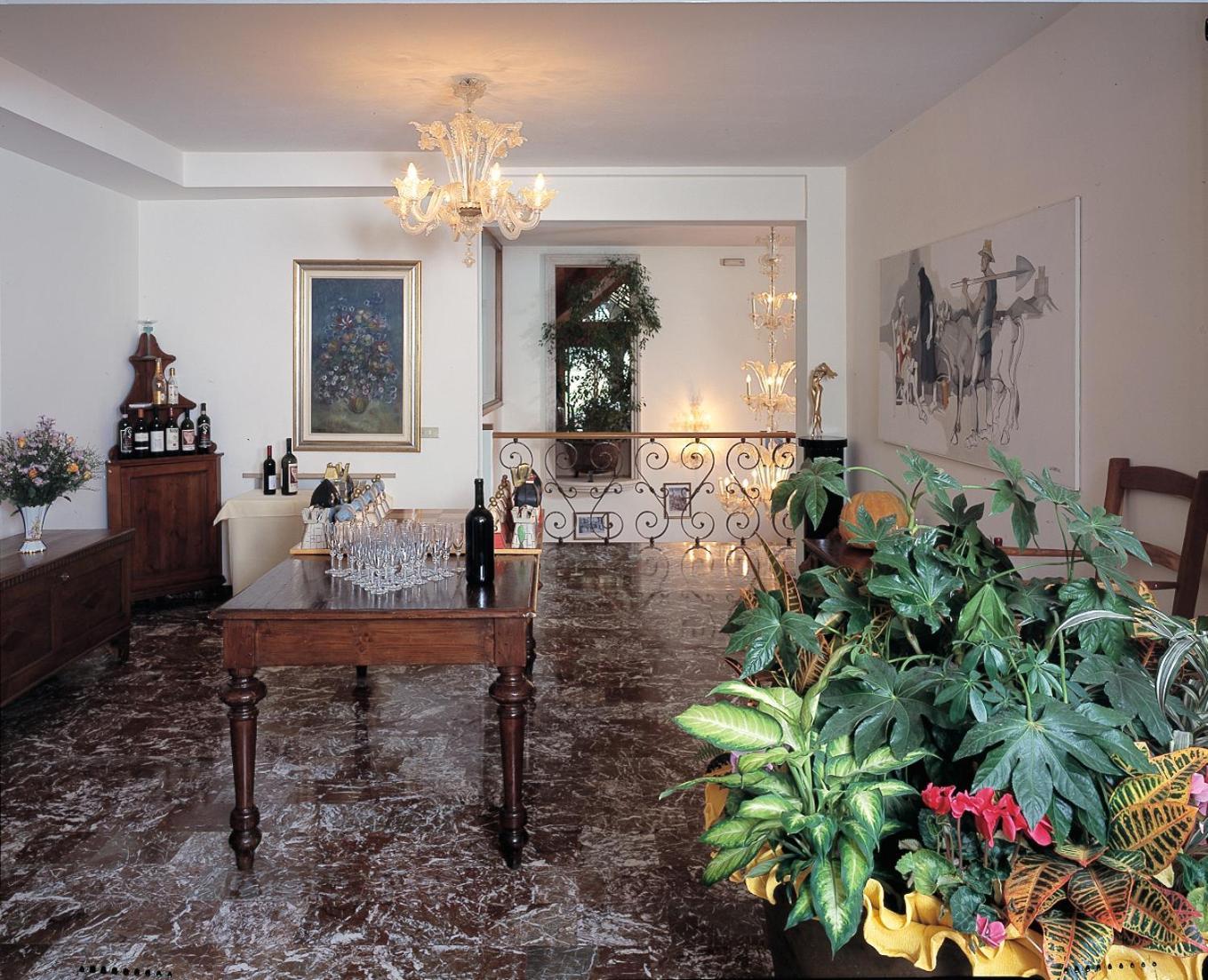 Hotel Del Parco Ristorante Loris เปียเว ดิ โซลิโก ภายนอก รูปภาพ