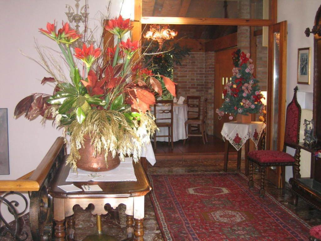Hotel Del Parco Ristorante Loris เปียเว ดิ โซลิโก ภายนอก รูปภาพ
