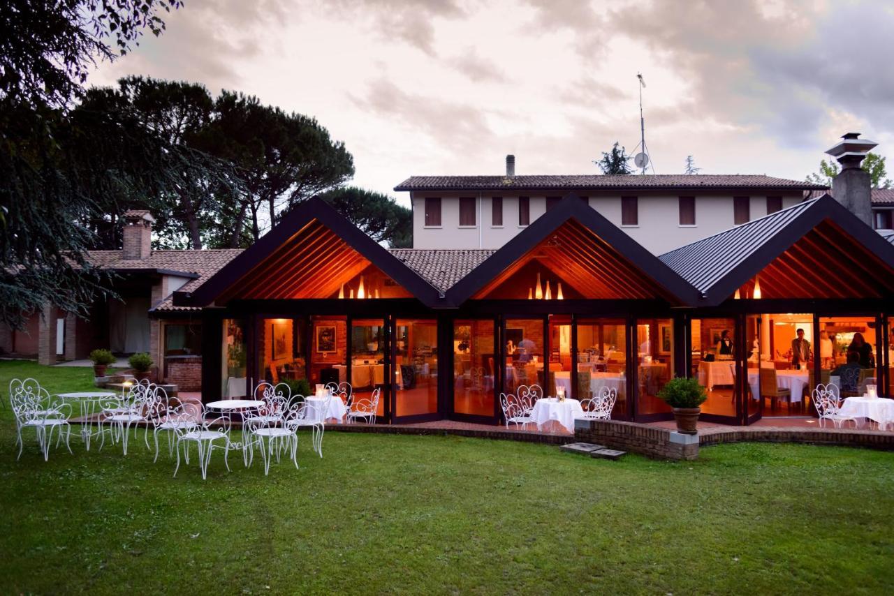 Hotel Del Parco Ristorante Loris เปียเว ดิ โซลิโก ภายนอก รูปภาพ